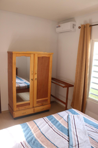 Others 4, Schitterend gelegen tweekamerwoning, Blauwgrond