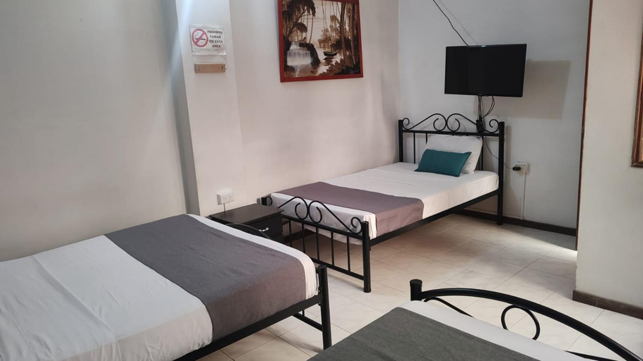 Bedroom 2, HOTEL GIRASOLES, Manizales