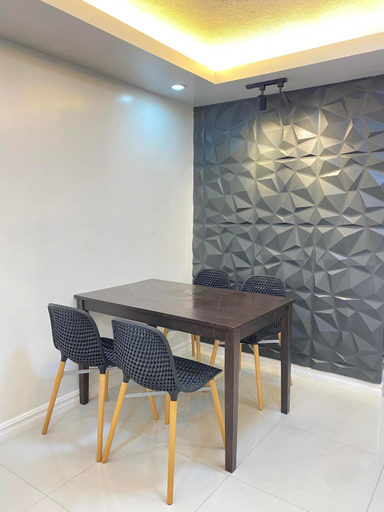 Others 5, Modern 1BR with King Bed beside SM Mall, Davao City
