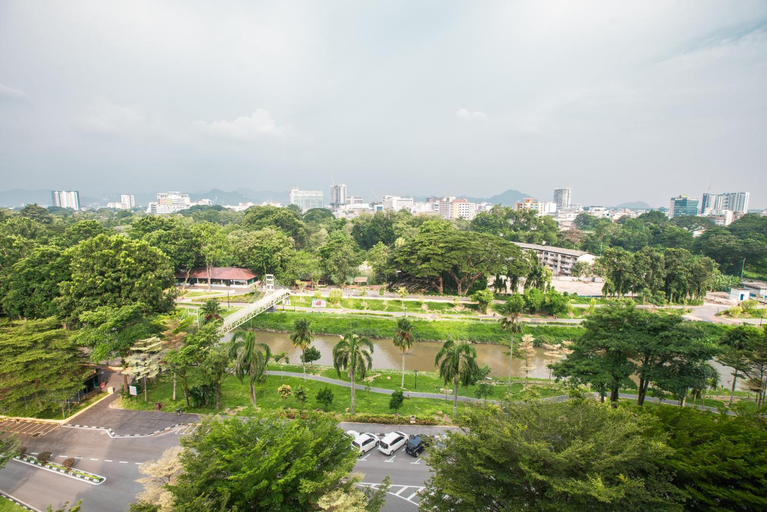 Others 4, Stylish River-View Apartment In Ipoh, Kinta
