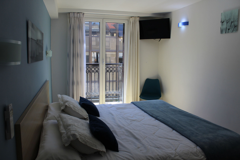 Bedroom 4, Pension Joakina, Guipúzcoa
