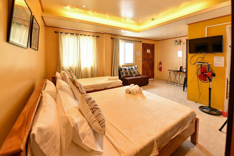 Bedroom 2, ichehan lodge, Basco