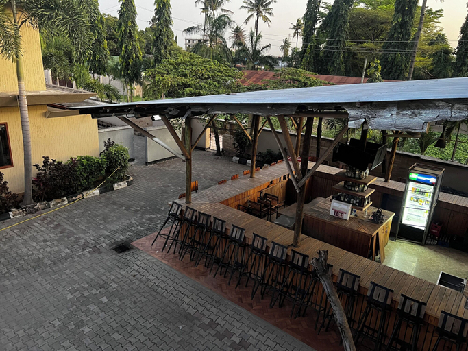 Others 5, K27 Premier Backpackers, Kinondoni