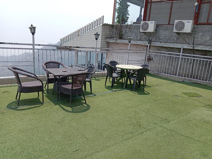 Others 2, Shrishti Palace, Dehradun