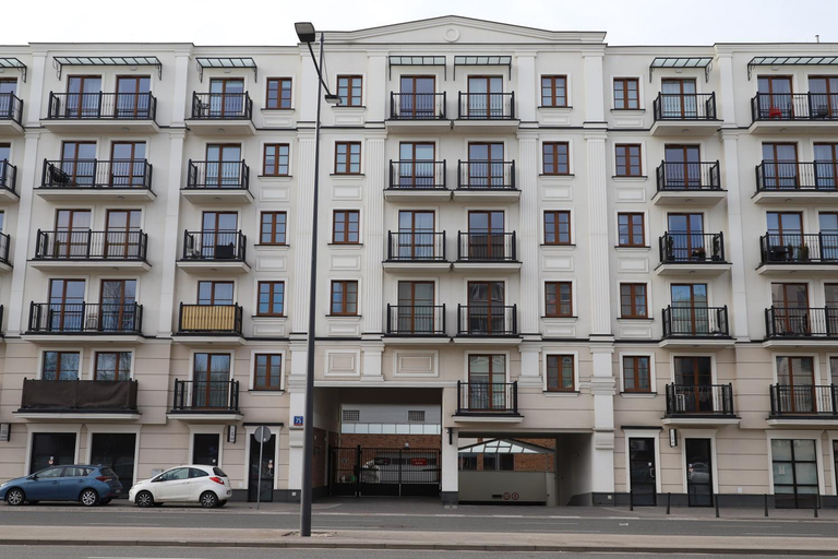 Others 5, Praga Premium Comfort na wylacznosc, Warsaw