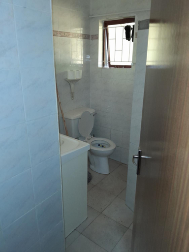 Others 5, Park guesthouse, Gert Sibande
