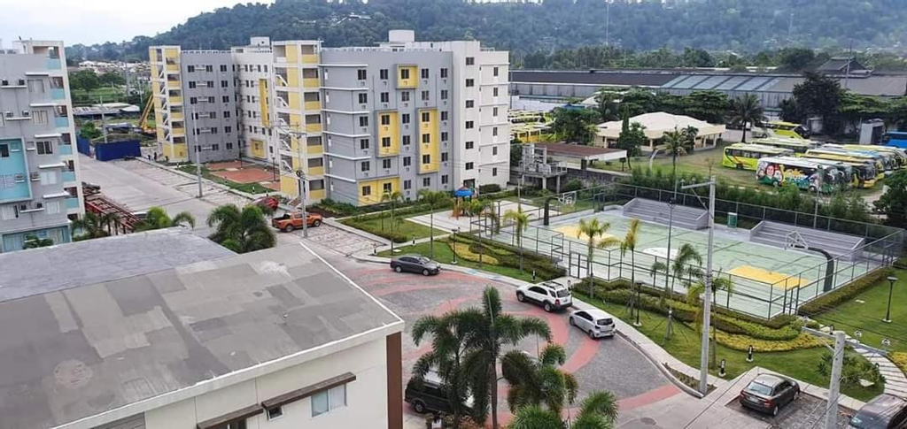 Others 3, 8 spatial condo near downtown, coffee shop, SNR, Sm, hospital, Schools 2b fully furnished, Davao City