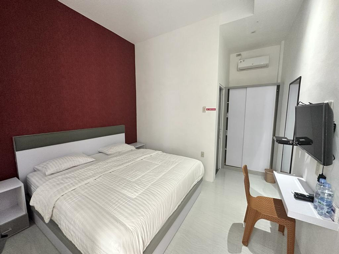 Bedroom 8