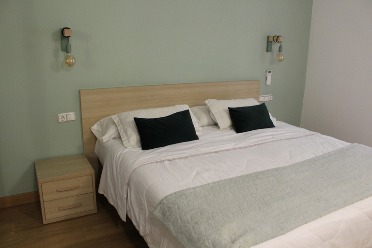 Bedroom 2, Pension Joakina, Guipúzcoa
