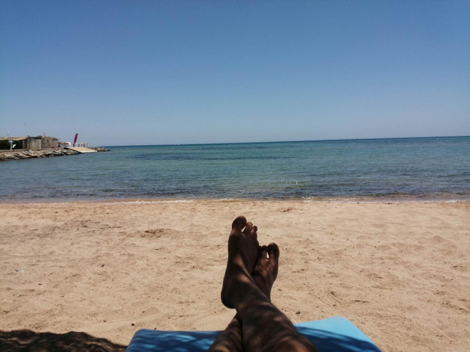 Others 3, Chalet front the beach, Al-Ghurdaqah