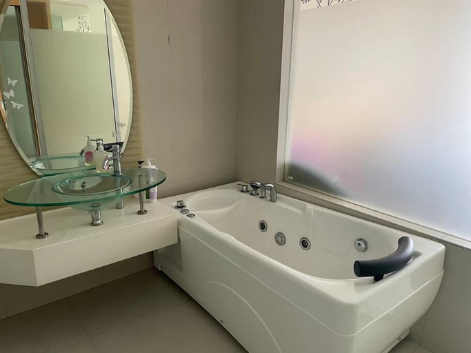 Bathroom 4, Kuala Lumpur Near MRT with Hot Tub Jacuzzi 1819, Kuala Lumpur