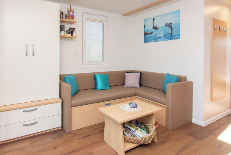 Others 5, Eldamar Floating House, Piran