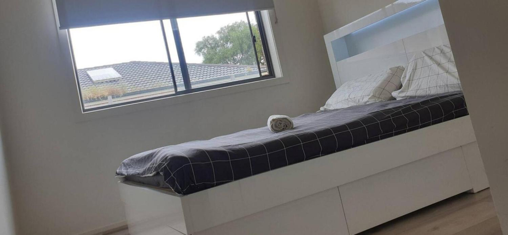 Others 5, Pacific Werribee Home 25 Min CBD Airport, Melbourne