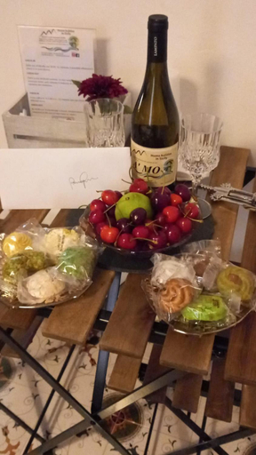 Food & Drinks 5, HomeholidayinSicily - Room ovest, Syracuse