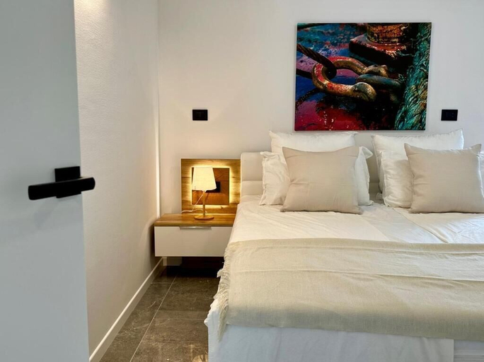 Bedroom 1, Apartments E&T, Koper