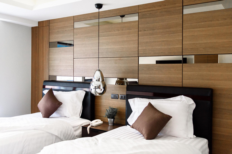 Bedroom 6