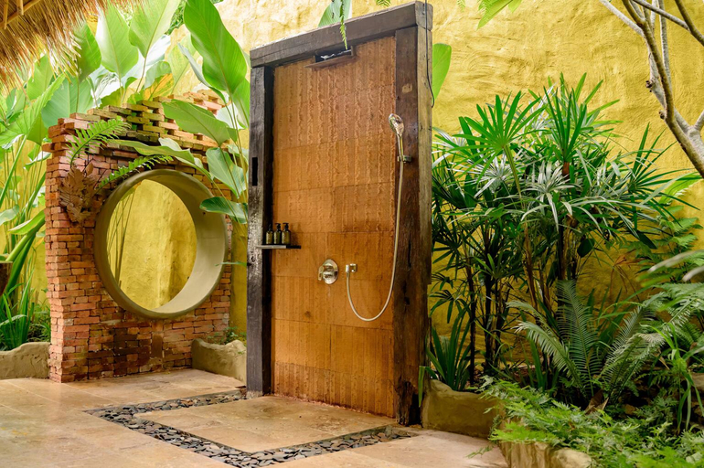 Earth Elements Eco Resort - Tap to explore photos