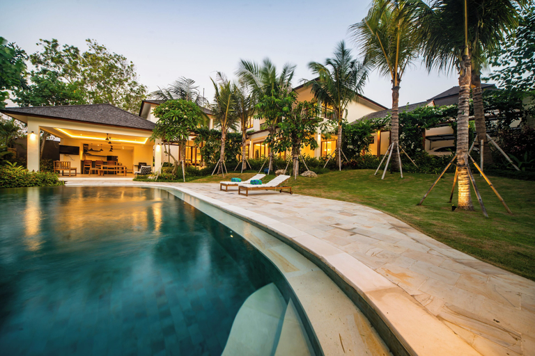 Sport & Beauty 5, Luxury 4 Bedroom Bella Vista Villa, Badung