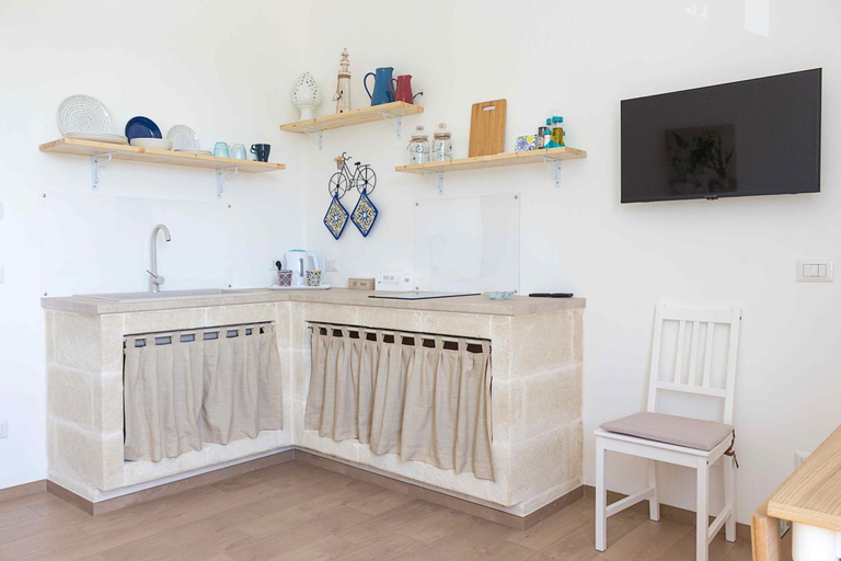 Others 4, Boga & Vopa House, Brindisi