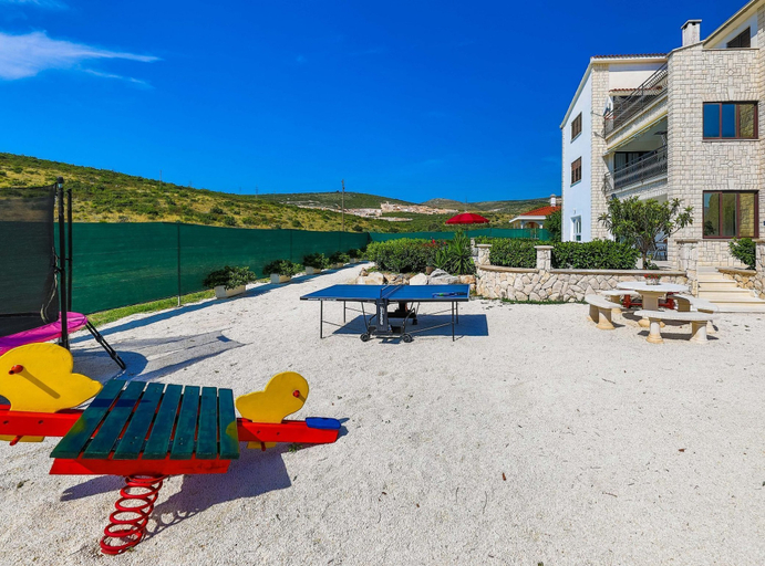 Exterior & Views 2, Scenic Elegant Trogir Villa With Pool, Trogir