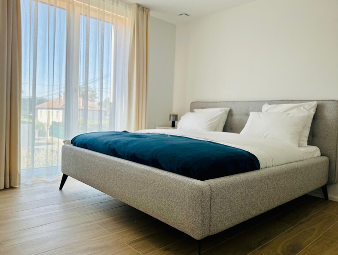 Bedroom 3, Homely Basel Airport, Haut-Rhin