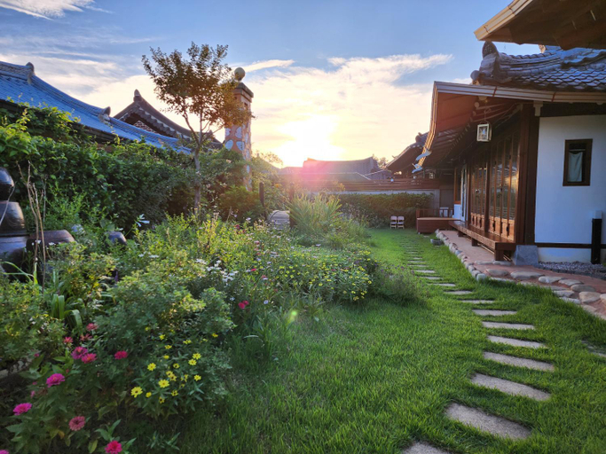 Others 5, Jahayeon Hanokstay, Jeonju