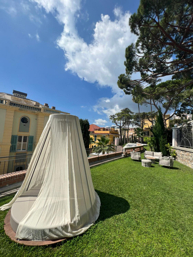 Alaxia Luxury Apartments, Savona