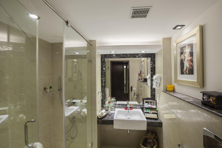 Bathroom 3