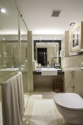 Bathroom 4