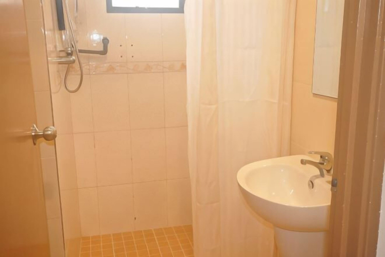 Bathroom 17
