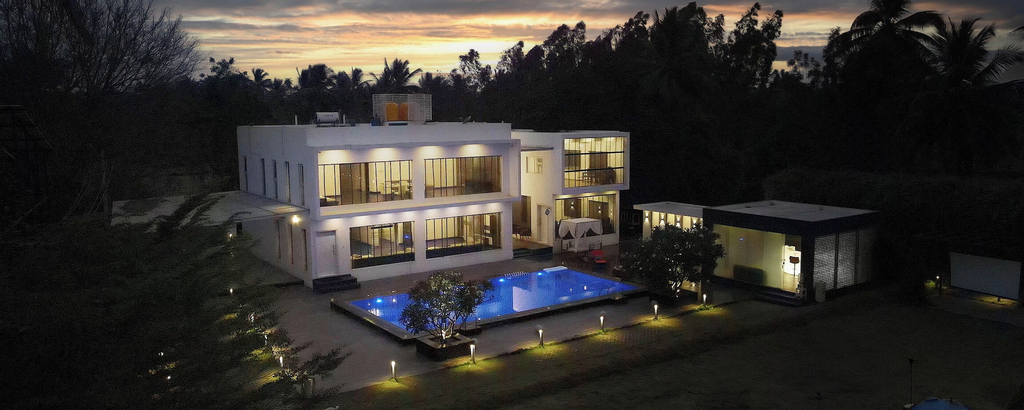 Magnolia - 3BR Private Pool Villa, Ramanagara