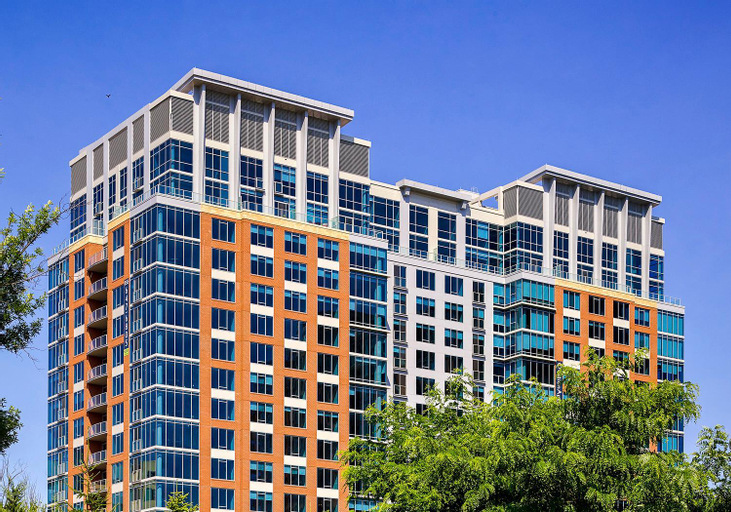 Hala Tysons, Fairfax