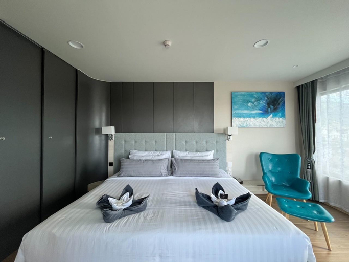 Bedroom 8