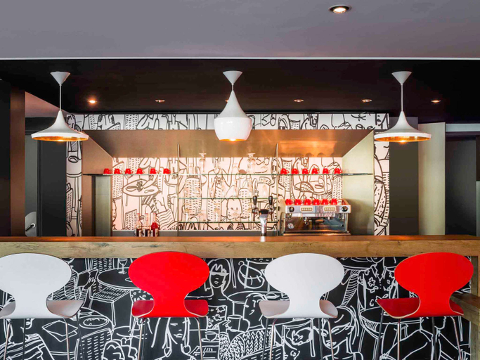 Food & Drinks 2, ibis Nantes Centre Gare South, Loire-Atlantique