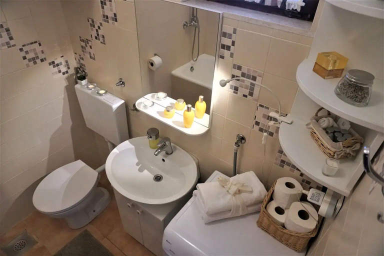 Bathroom 4, Modern Trogir Apartment With Private Patio, Bbq, and Close to Beach, Trogir