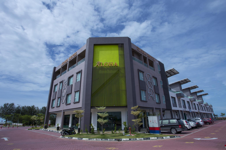 Exterior 2