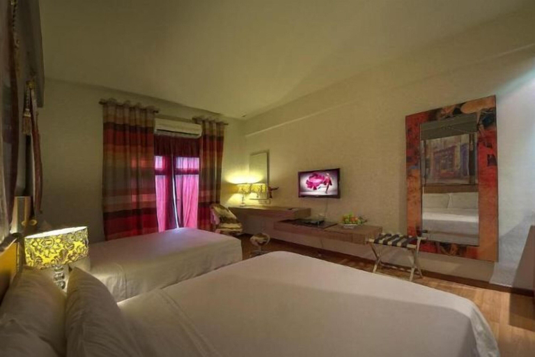 Bedroom 13