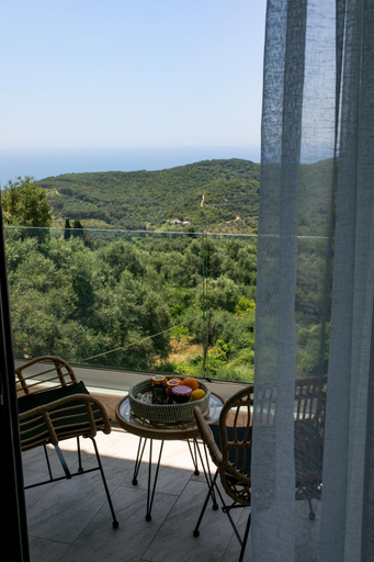 Others 4, Gaia Apartment II, Epirus