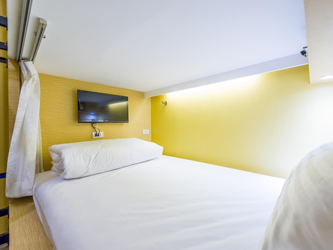 Bedroom 29
