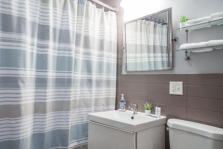 Others 1, Gorgeous 1BR Wooster Sq. apt. - wshr/dryr, parking, New Haven