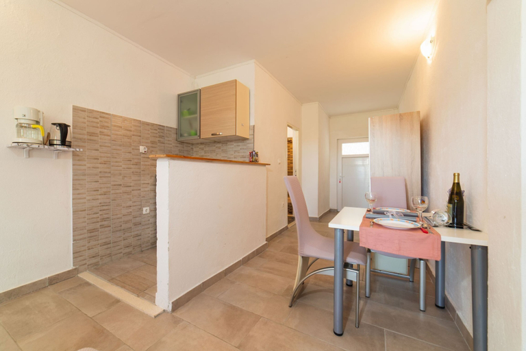 Others 4, Tranquil and Stylish Apartment Kastel Novi, Kaštela