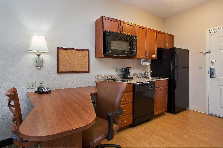 Dining Room 24