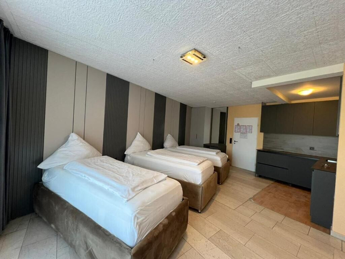 Bedroom 2, Hotel Hafez, Lippe