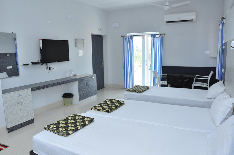Bedroom 13
