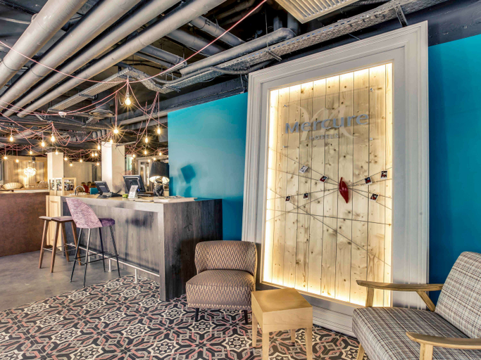 Others 2, Hotel Mercure Paris Centre Gare Montparnasse, Paris
