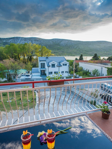 Sport & Beauty, Chic Apartment Tribalj With Private Balcony, Vinodolska