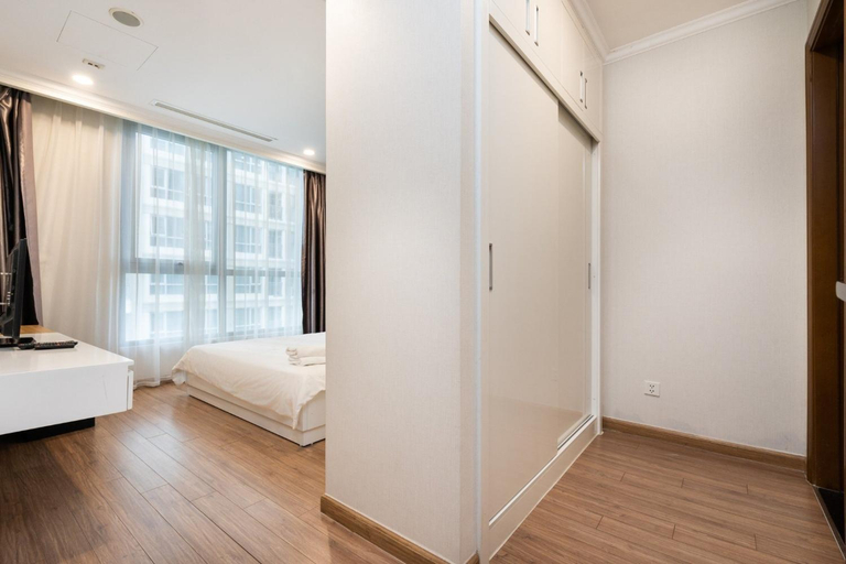 Bedroom 12