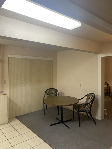 Others 5, Chinook Motel, Division No. 2
