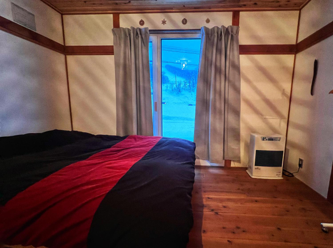Bedroom 2, AnYa Ski in & Ski out at Pippu Hokkaido Max 6 ppl, Pippu