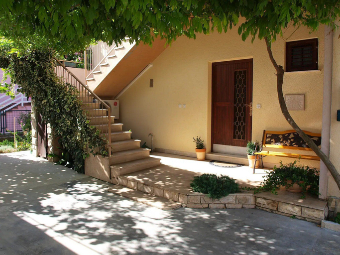 Exterior & Views, Modern Trogir Apartment With Private Patio, Bbq, and Close to Beach, Trogir